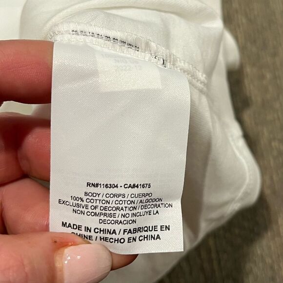 NWOT Converse Star Chevron Mountain Graphic T-Shirt Crewneck Lightweight White S - Picture 4 of 5